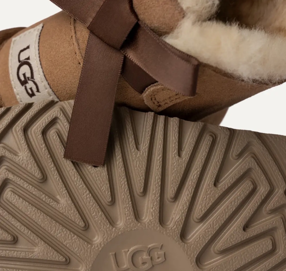 UGG 