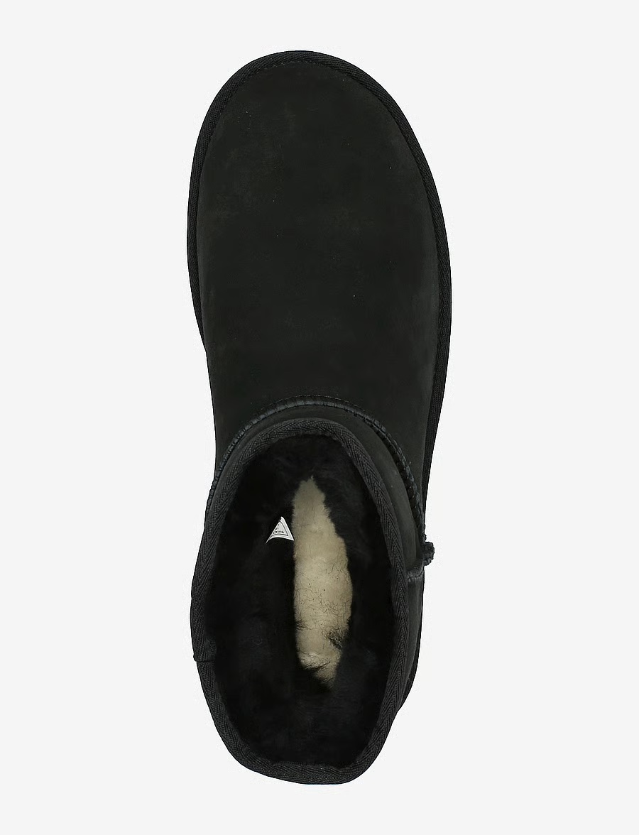Ugg