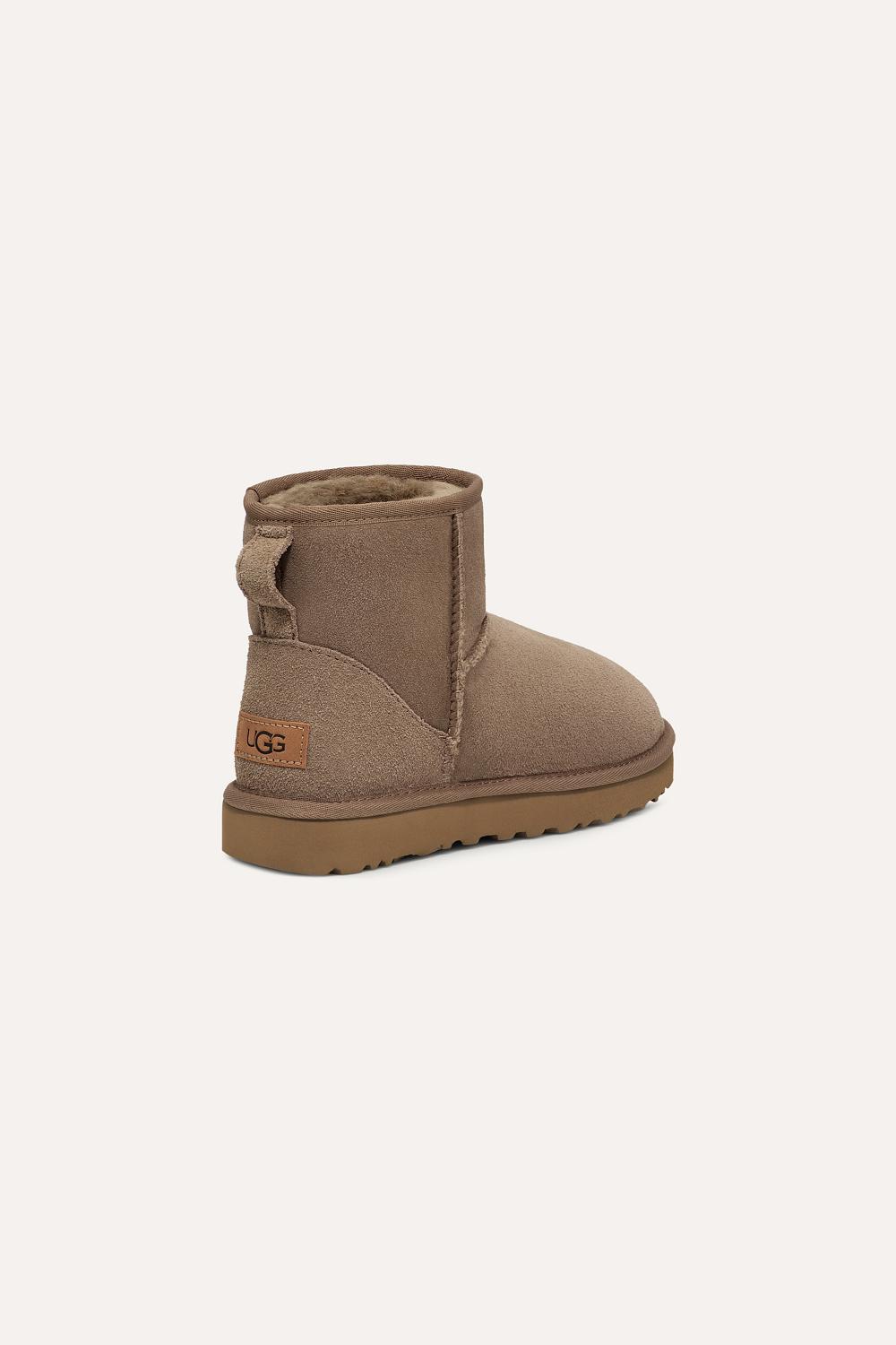 Ugg